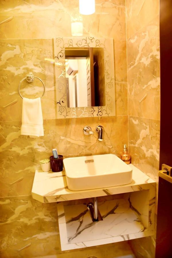 Hotel Mansa Κανπούρ Εξωτερικό φωτογραφία